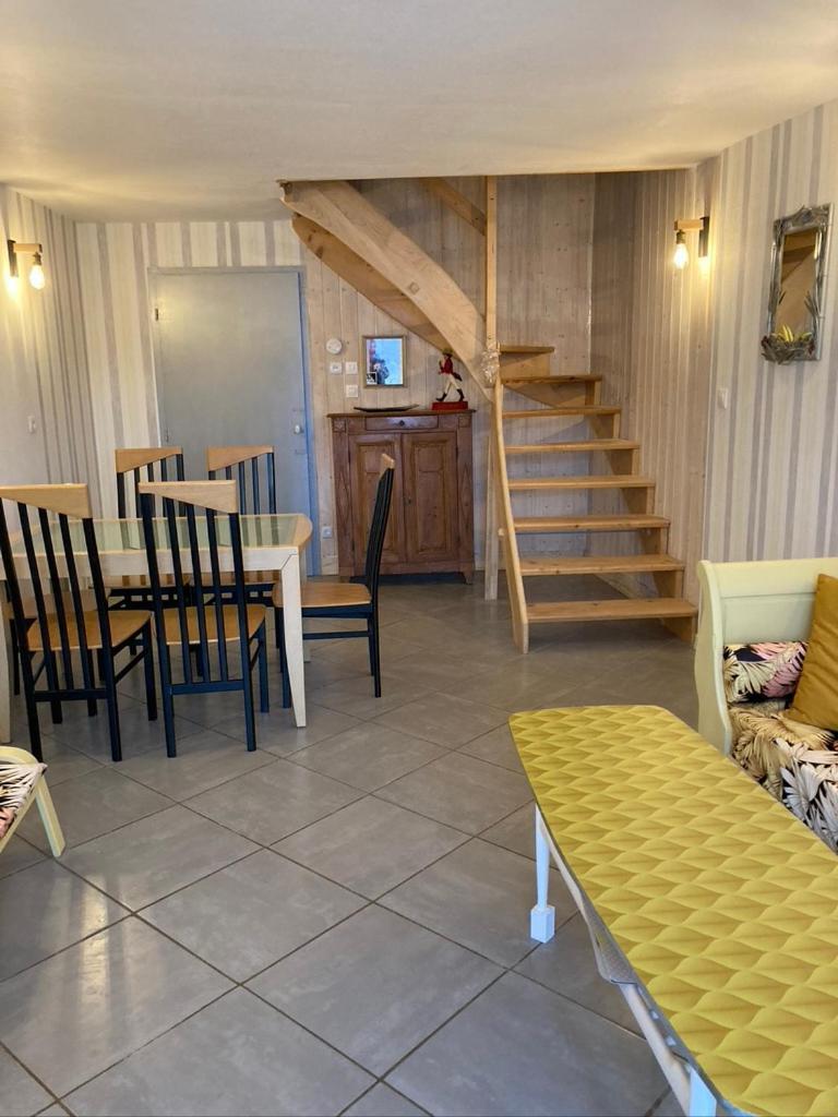 Bed and Breakfast Doupassage La Chatelaine Exteriér fotografie